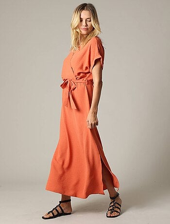 Robe casual unie à manches courtes et au col cache-cœur 'Deeluxe'