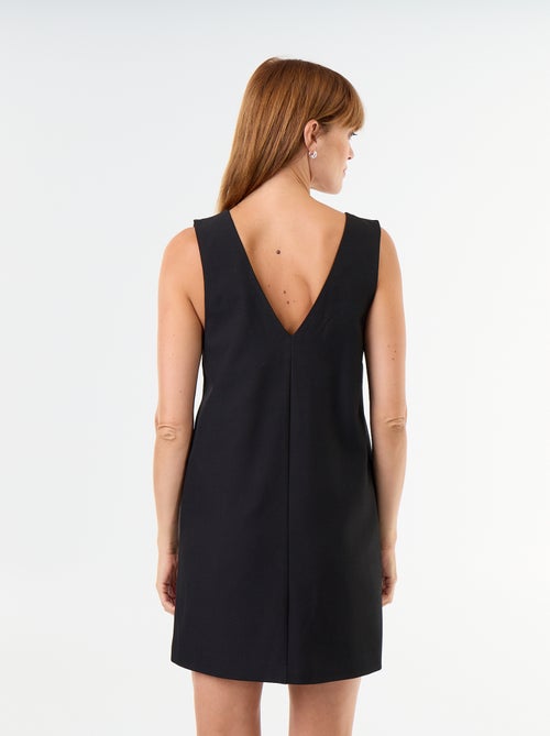 Robe chasuble avec encolure V - Kiabi Robe chasuble avec encolure V - Kiabi