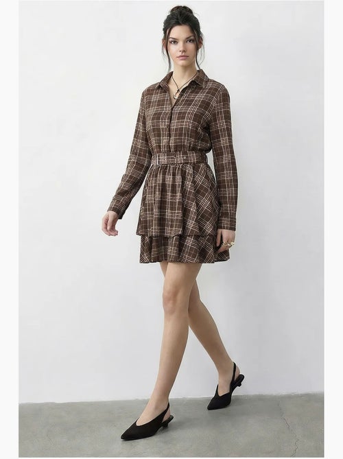 Robe-chemise à carreaux avec ceinture lucci - Kiabi Robe-chemise à carreaux avec ceinture lucci - Kiabi