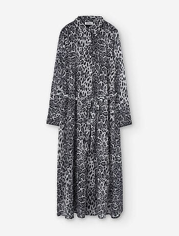 Robe chemise à manches longues en crêpe à imprimé léopard