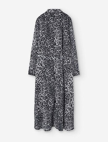Robe chemise à manches longues en crêpe à imprimé léopard
