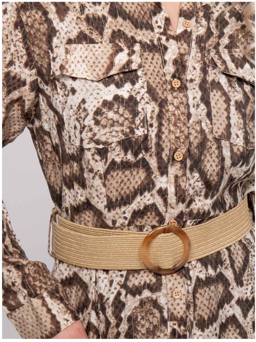 Robe chemise longue motif python et fils dorés ipova - Kiabi Robe chemise longue motif python et fils dorés ipova - Kiabi