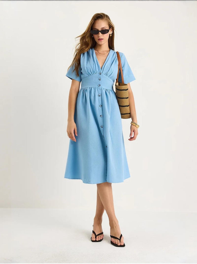 Robe chemise mi-longue boutonnée à col en v lucci Bleu ciel - Kiabi