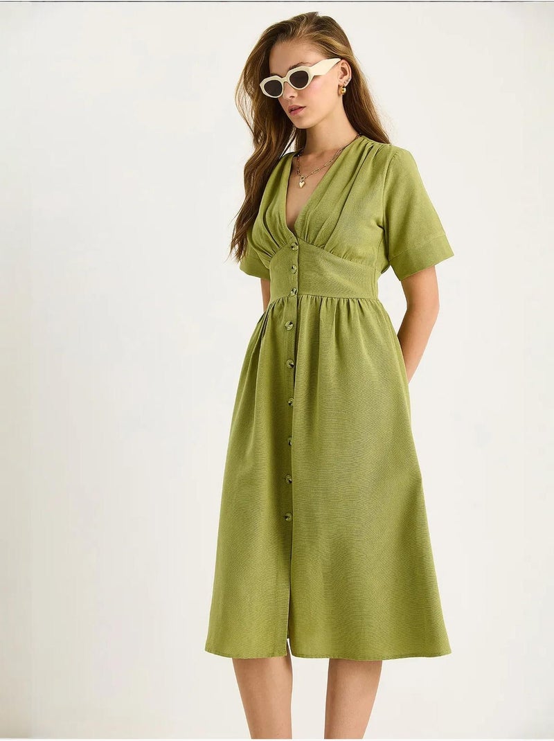 Robe chemise mi-longue boutonnée à col en v lucci Vert tilleul - Kiabi
