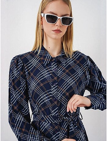 Robe chemise midi à carreaux avec fermeture boutonnée bdart