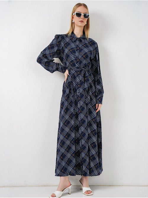 Robe chemise midi à carreaux avec fermeture boutonnée bdart - Kiabi Robe chemise midi à carreaux avec fermeture boutonnée bdart - Kiabi