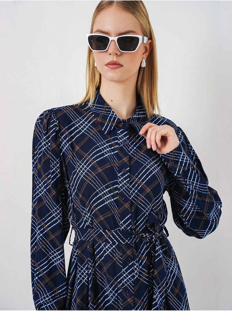 Robe chemise midi à carreaux avec fermeture boutonnée bdart Bleu marine - Kiabi