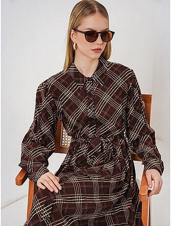 Robe chemise midi à carreaux avec fermeture boutonnée bdart