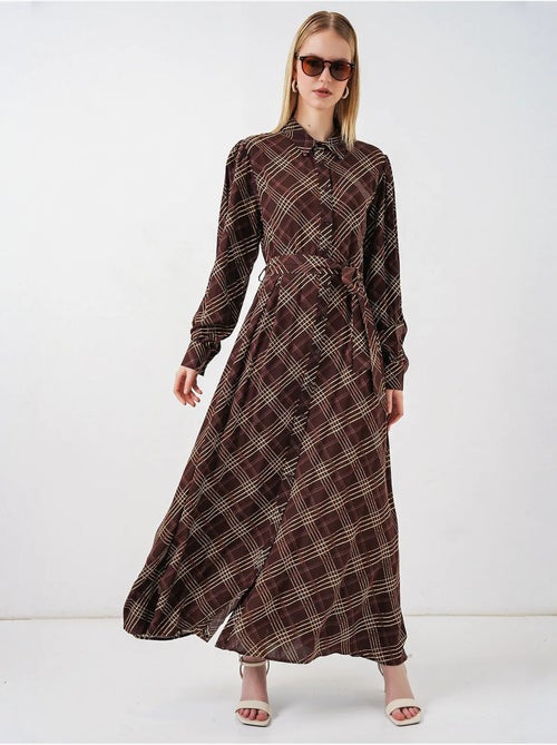 Robe chemise midi à carreaux avec fermeture boutonnée bdart - Kiabi Robe chemise midi à carreaux avec fermeture boutonnée bdart - Kiabi