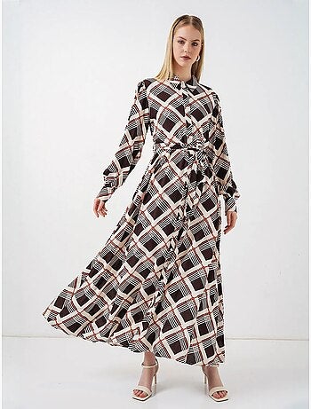 Robe chemise midi à carreaux avec fermeture boutonnée bdart