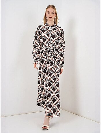 Robe chemise midi à carreaux avec fermeture boutonnée bdart