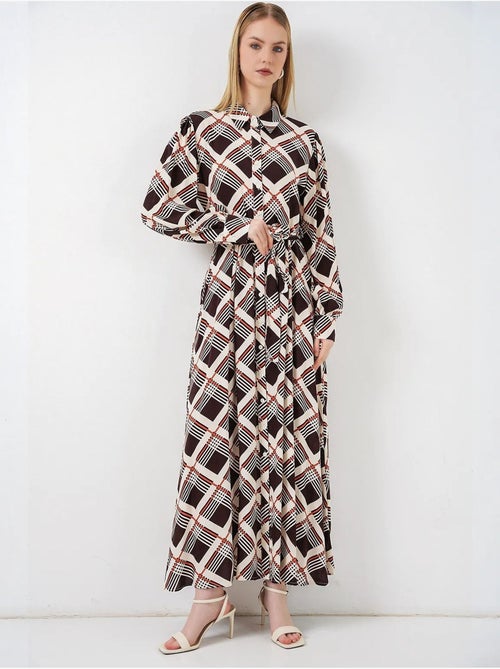 Robe chemise midi à carreaux avec fermeture boutonnée bdart - Kiabi Robe chemise midi à carreaux avec fermeture boutonnée bdart - Kiabi