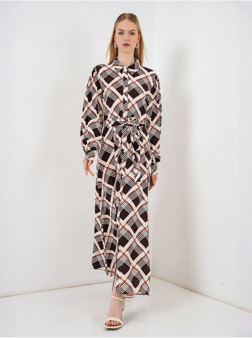 Robe chemise midi à carreaux avec fermeture boutonnée bdart - Kiabi Robe chemise midi à carreaux avec fermeture boutonnée bdart - Kiabi