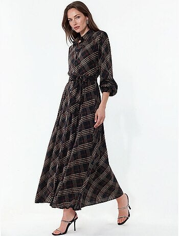 Robe chemise midi à carreaux avec fermeture boutonnée bdart