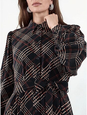 Robe chemise midi à carreaux avec fermeture boutonnée bdart