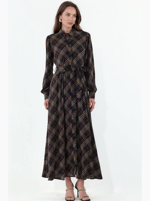 Robe chemise midi à carreaux avec fermeture boutonnée bdart - Kiabi Robe chemise midi à carreaux avec fermeture boutonnée bdart - Kiabi