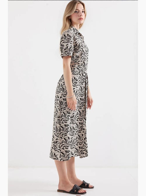 Robe-chemise midi à imprimé zèbre et ceinture bdart - Kiabi Robe-chemise midi à imprimé zèbre et ceinture bdart - Kiabi