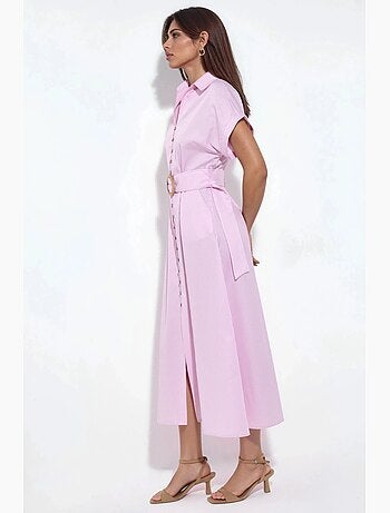 Robe chemise midi à rayures avec col en v et ceinture busem