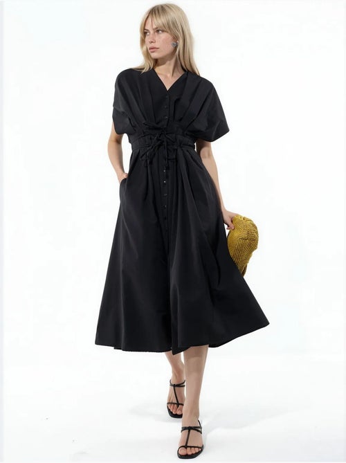Robe chemise midi décontractée à col en v busem - Kiabi Robe chemise midi décontractée à col en v busem - Kiabi