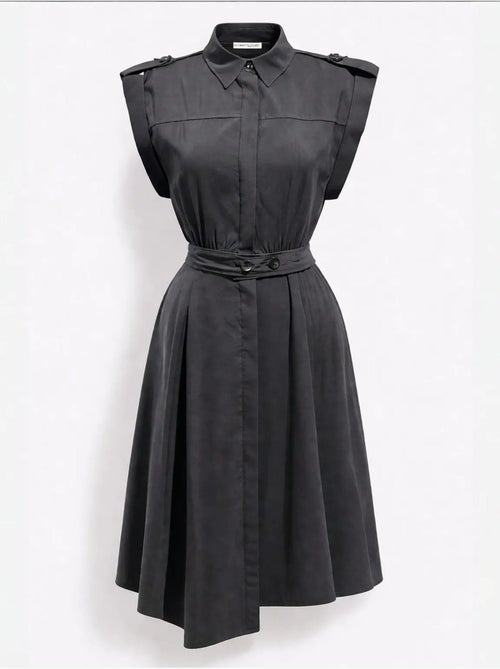 Robe chemise midi trapèze texturée avec ceinture mixray - Kiabi Robe chemise midi trapèze texturée avec ceinture mixray - Kiabi