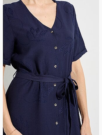 Robe chemisier col V, brodée feuillage