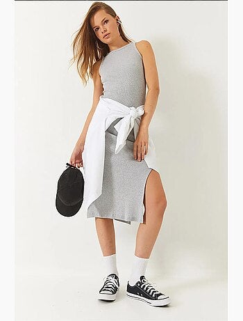 Robe côtelée à col ras du cou et fentes bianco lucci