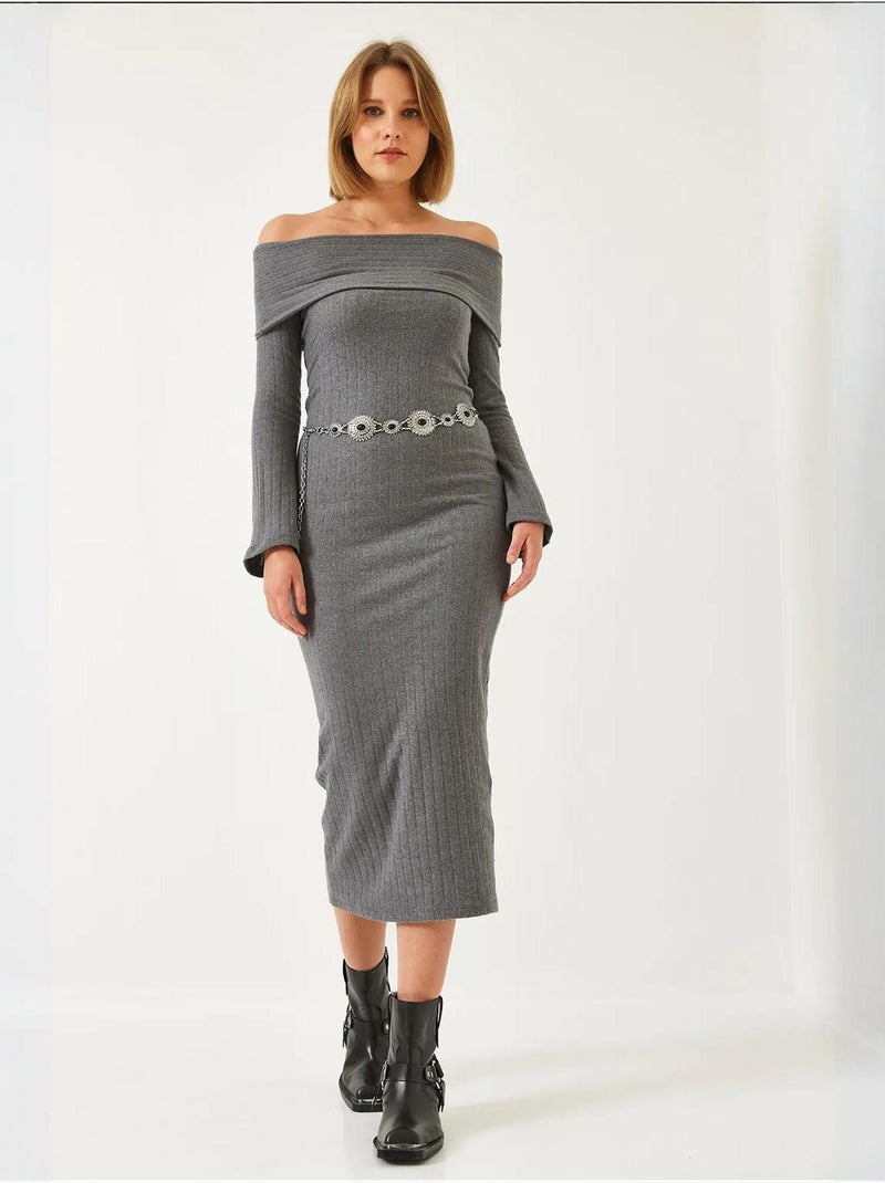 Robe côtelée à manches évasées et col madonna de bianco lucci Gris foncé - Kiabi