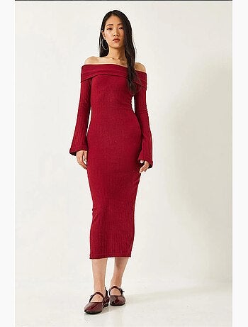Robe côtelée à manches évasées et col madonna lucci
