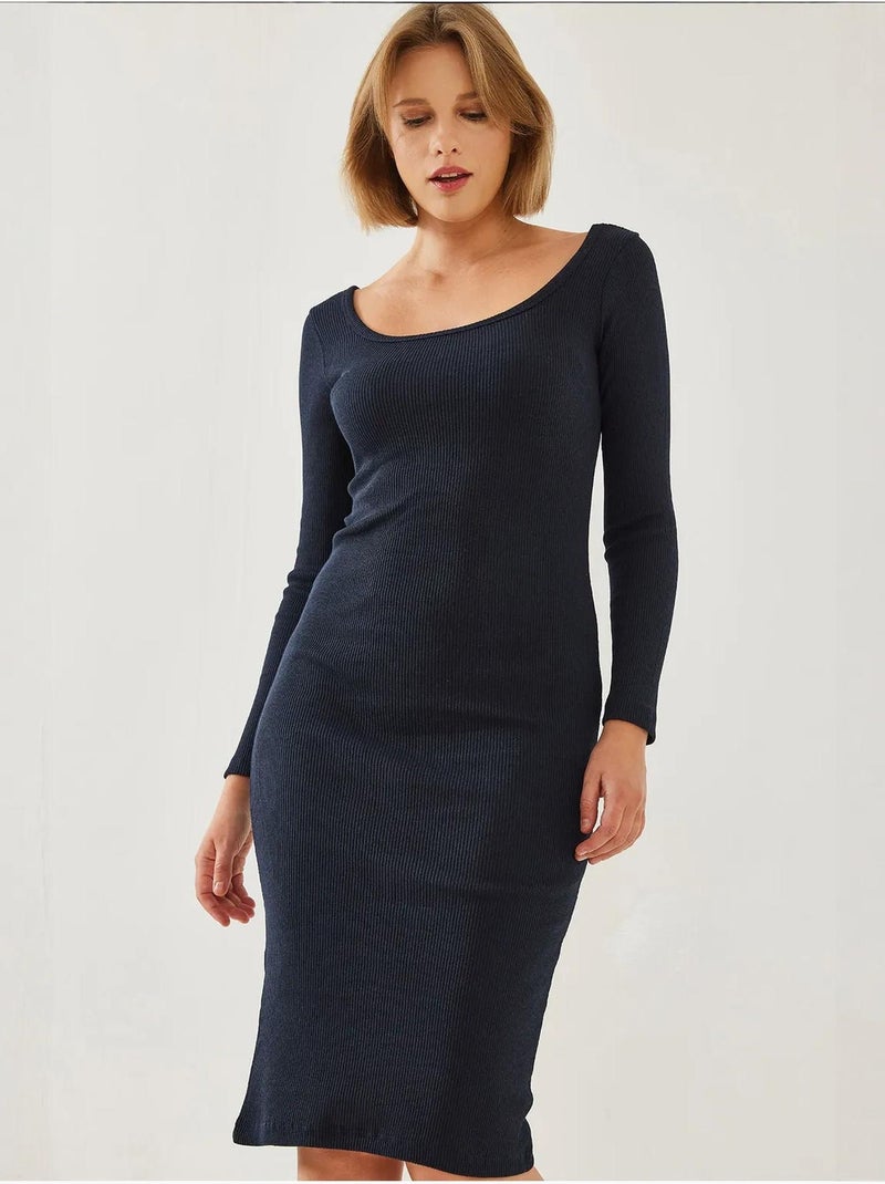 Robe côtelée basique à manches longues et col carré bianco lucci Bleu marine - Kiabi