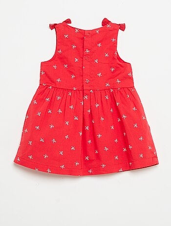 Robe coupe évasée sans manches