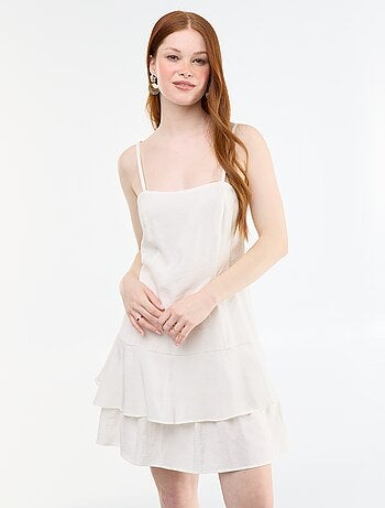 Robe courte à bretelles