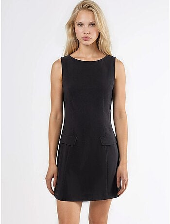 Robe courte à col bateau et fermeture éclair