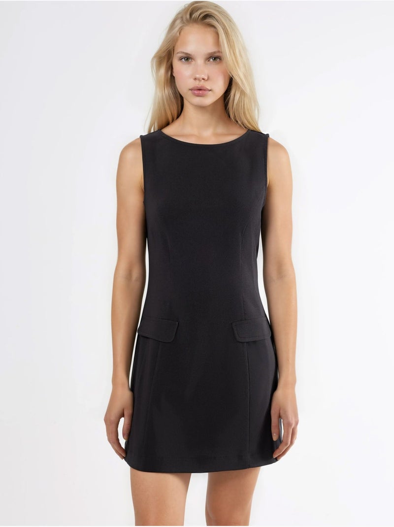 Robe courte à col bateau et fermeture éclair Noir - Kiabi