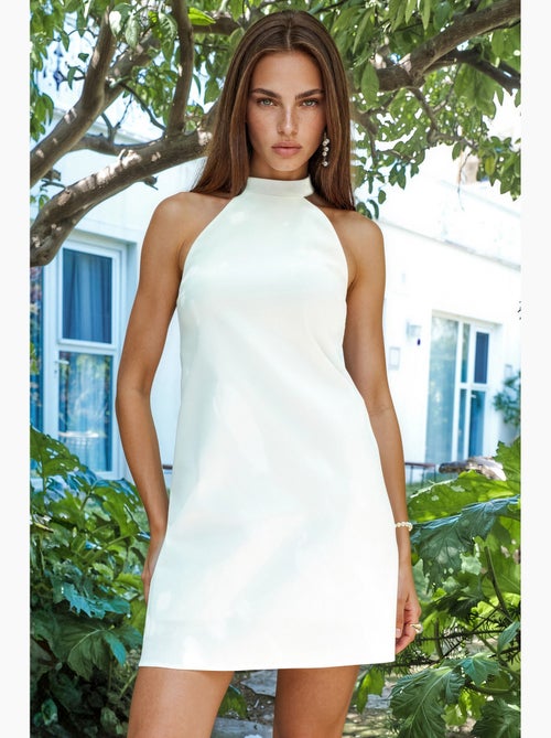 Robe courte à col halter et fermeture boutonnée hiccup - Kiabi Robe courte à col halter et fermeture boutonnée hiccup - Kiabi