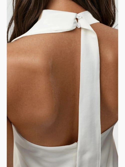 Robe courte à col halter et fermeture boutonnée hiccup - Kiabi Robe courte à col halter et fermeture boutonnée hiccup - Kiabi