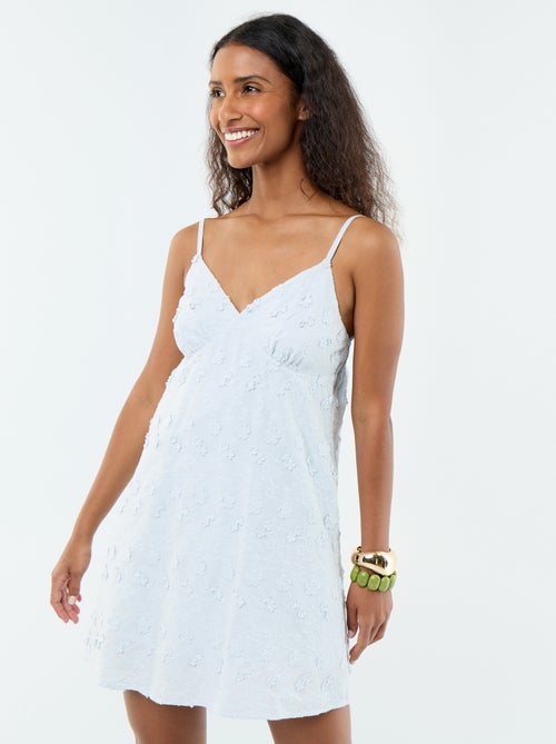 Robe courte à fines bretelles avec broderies all-over - Kiabi