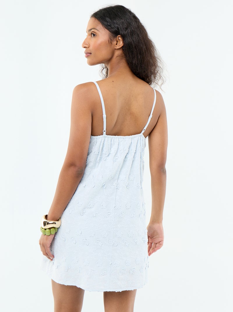 Robe courte à fines bretelles avec broderies all-over Bleu - Kiabi