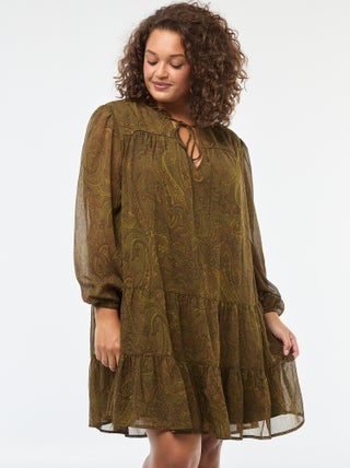 Robe courte à motif à manches longues