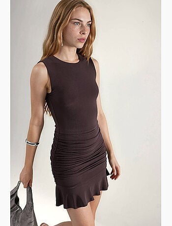 Robe courte à volants et col bateau hiccup