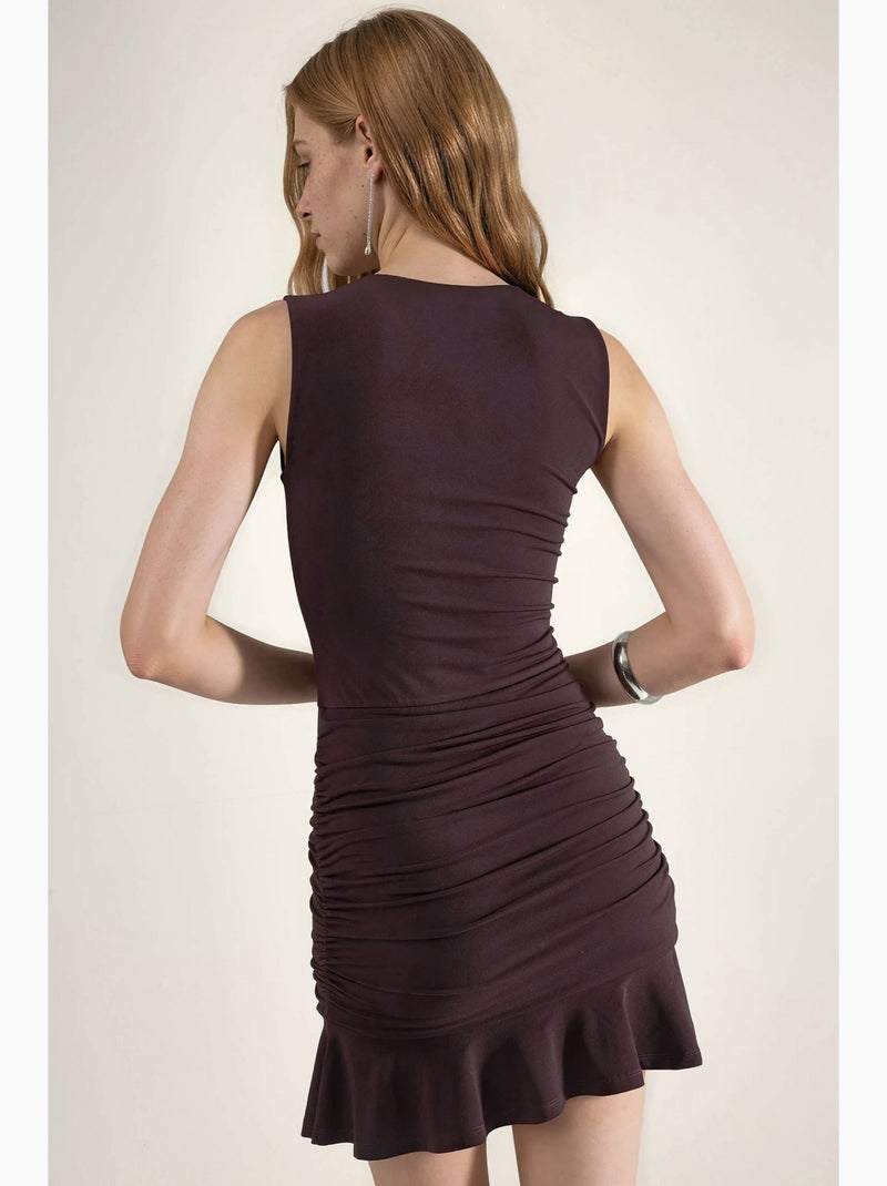 Robe courte à volants et col bateau hiccup Marron chocolat - Kiabi