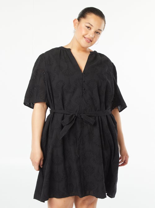 Robe courte avec broderie anglaise - Kiabi