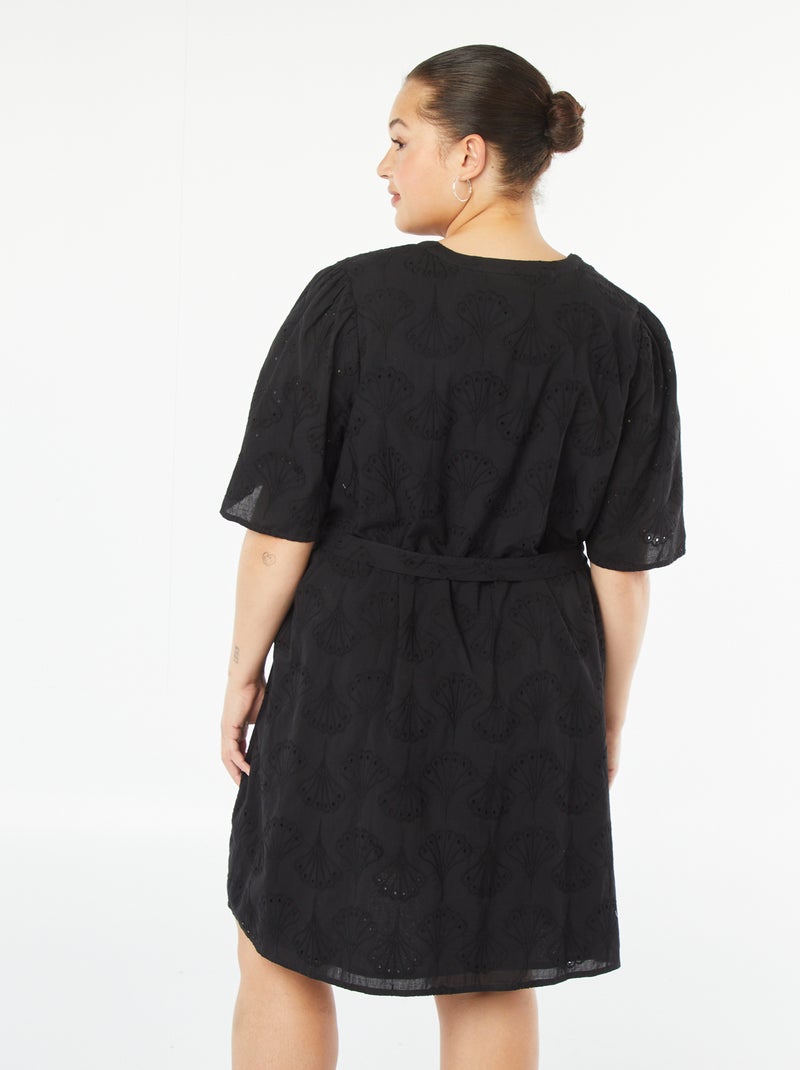 Robe courte avec broderie anglaise noir - Kiabi