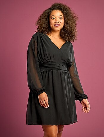 Robe courte avec ceinture drapée