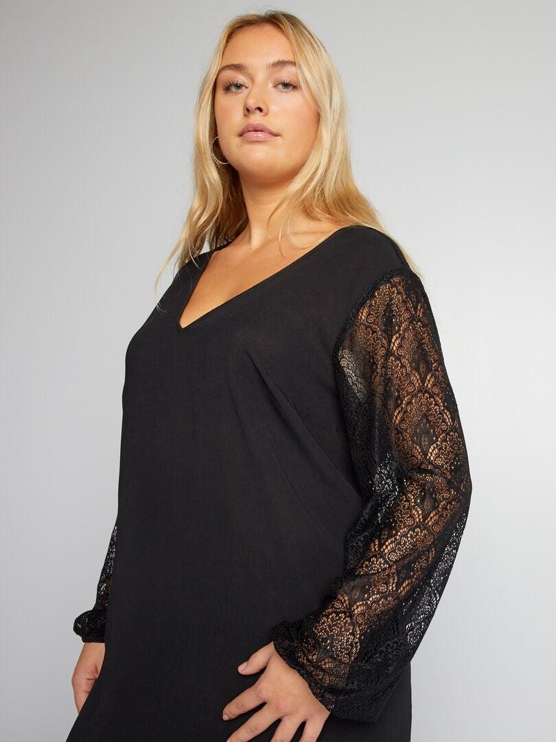 Robe courte avec manches et dos en dentelle - noir - Kiabi - 25.00�?�