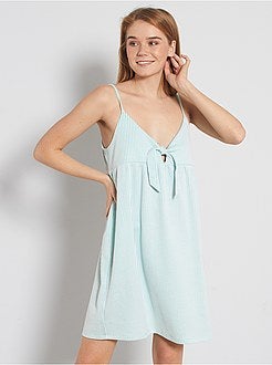 Robe courte avec nœud sur poitrine - Kiabi