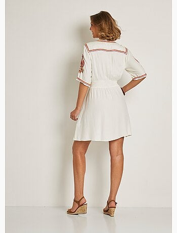 Robe courte brodée à boutons - AFIBEL