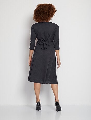 Robe courte cache-coeur en maille