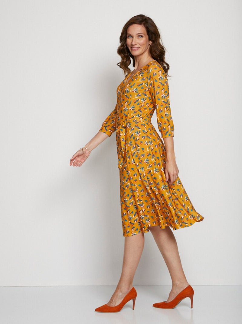 Robe courte ceinturée col V manches 3/4 N/A - Kiabi