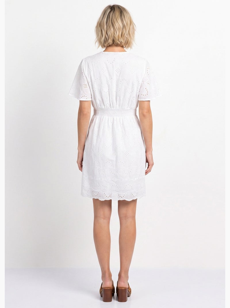 Robe courte col V et broderie anglaise - AFIBEL Blanc - Kiabi