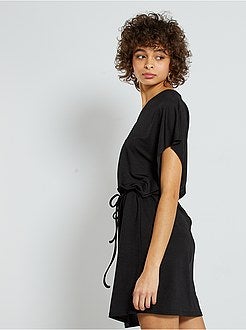 Robe courte détail doré - Kiabi